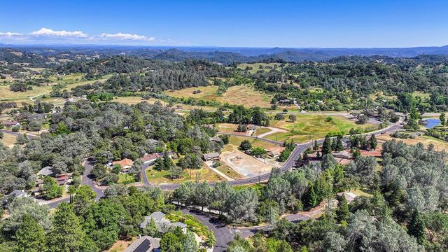 2828 Westville Trl, Cool, CA 95614