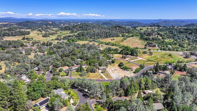 2828 Westville Trl, Cool, CA 95614