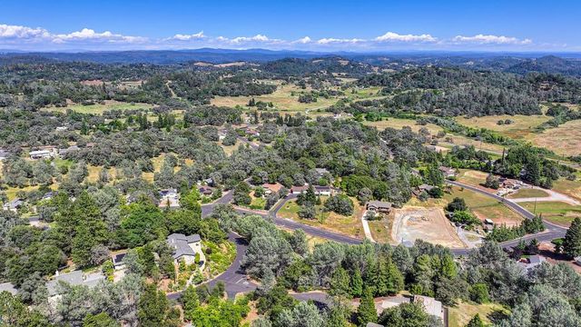 2828 Westville Trl, Cool, CA 95614