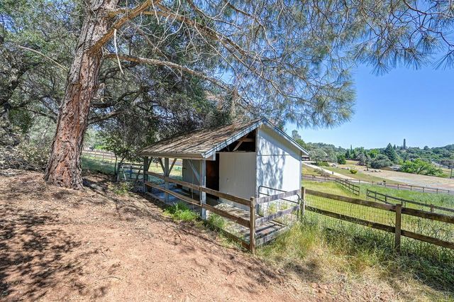 2828 Westville Trl, Cool, CA 95614
