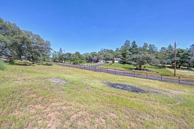 2828 Westville Trl, Cool, CA 95614