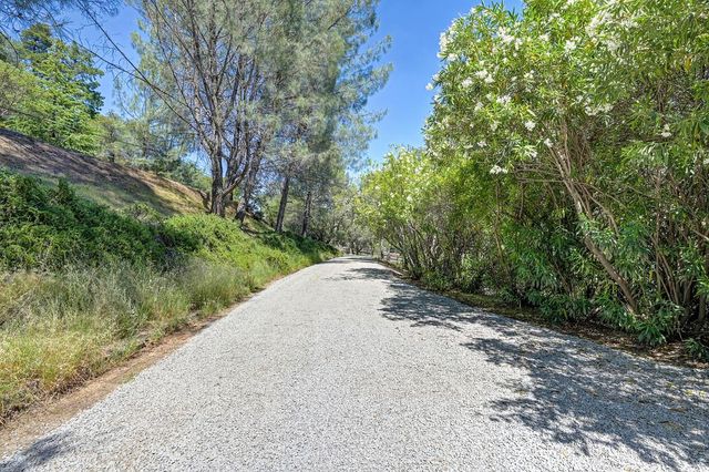 2828 Westville Trl, Cool, CA 95614