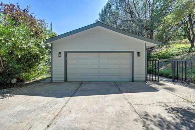 2828 Westville Trl, Cool, CA 95614
