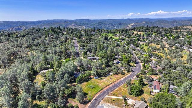 2828 Westville Trl, Cool, CA 95614