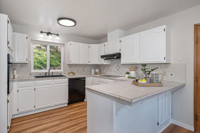 2828 Westville Trl, Cool, CA 95614