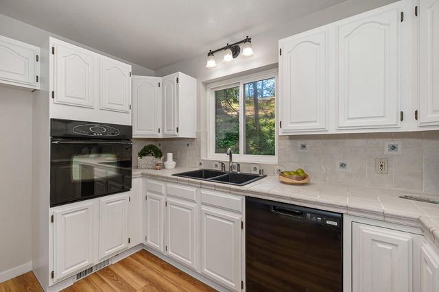 2828 Westville Trl, Cool, CA 95614