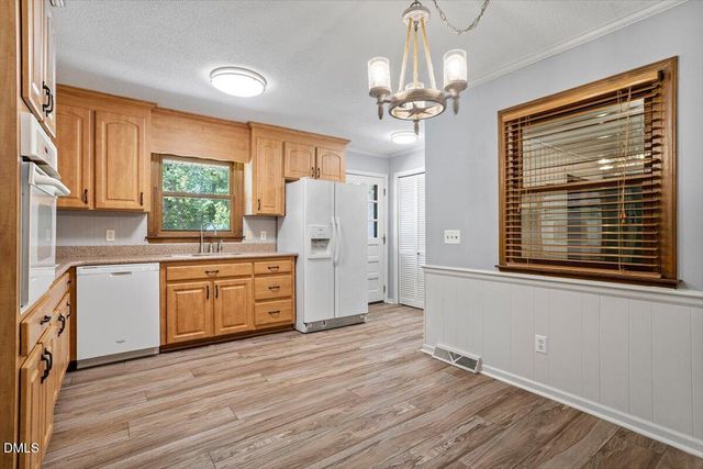 1621 Stonehurst Road, Raleigh, NC 27607