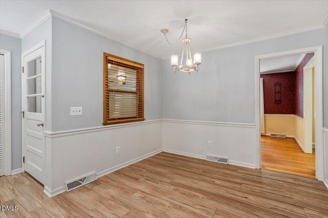 1621 Stonehurst Road, Raleigh, NC 27607