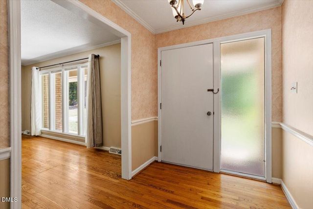 1621 Stonehurst Road, Raleigh, NC 27607