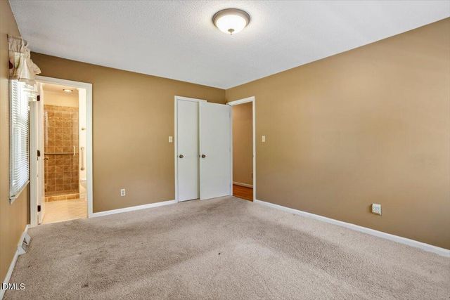 1621 Stonehurst Road, Raleigh, NC 27607