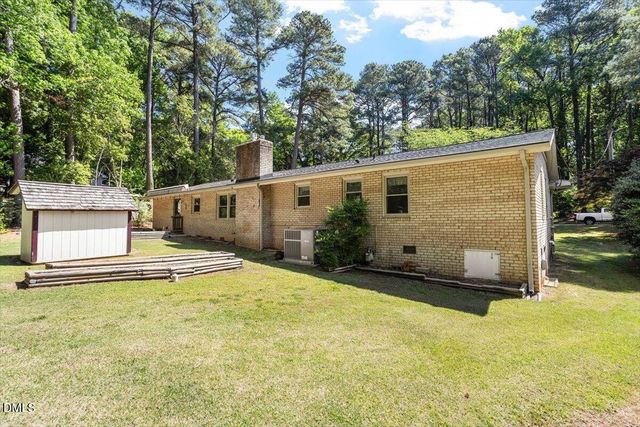 1621 Stonehurst Road, Raleigh, NC 27607