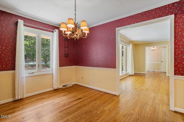 1621 Stonehurst Road, Raleigh, NC 27607