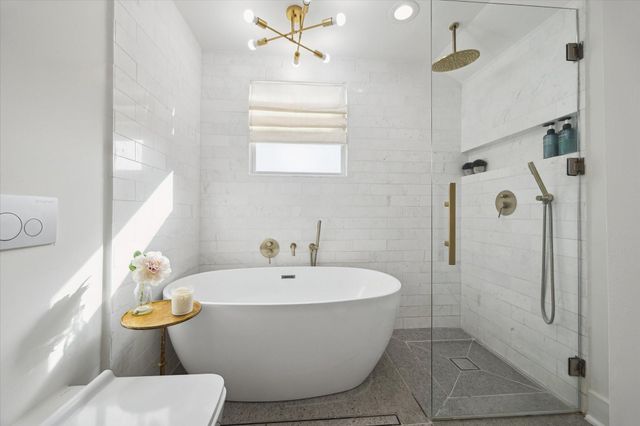 4148 Bissonnet Street, West University Place, TX 77005