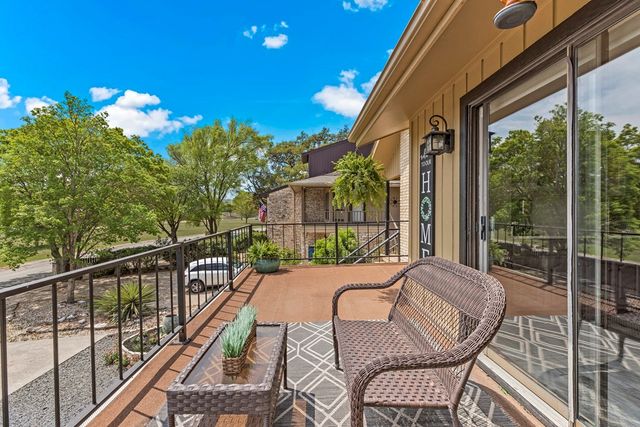 636 Oakland Hills Lane, Kerrville, TX 78028
