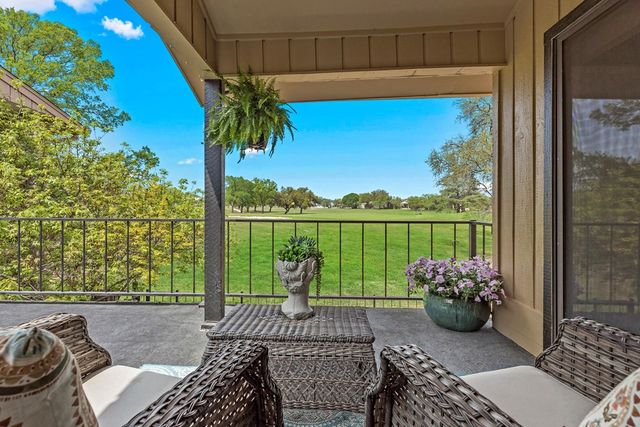 636 Oakland Hills Lane, Kerrville, TX 78028