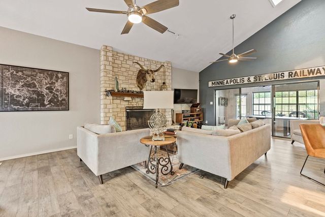636 Oakland Hills Lane, Kerrville, TX 78028