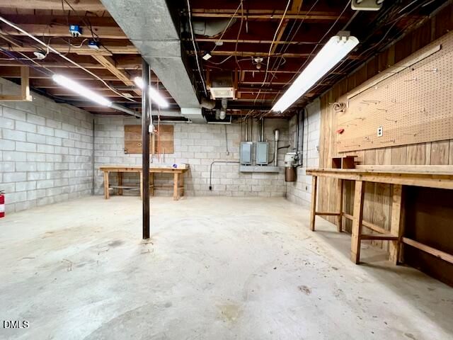 84 Weybossett Road, Henderson, NC 27537