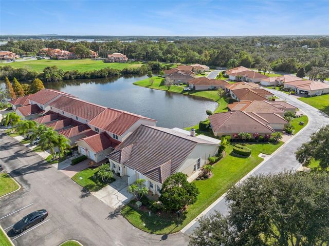 2202 GARDEN LAKE DRIVE, Winter Haven, FL 33884