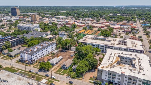520 W 9th Street, Dallas, TX 75208