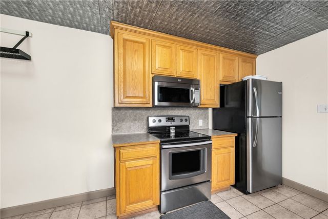 305 S Dixieland Road, Rogers, AR 72758