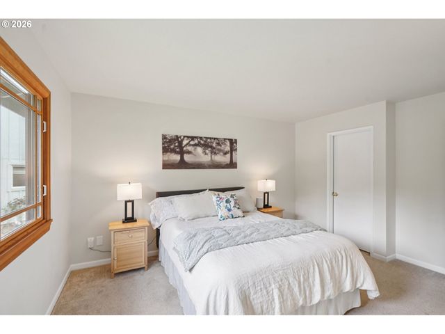 790 BRIERCLIFF Ln, Lake Oswego, OR 97034