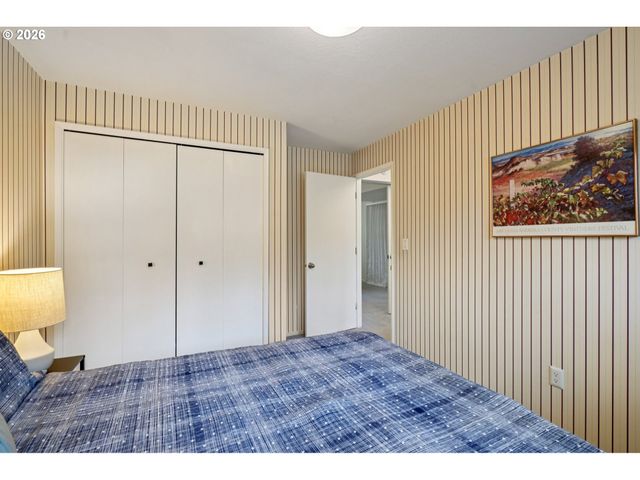 790 BRIERCLIFF Ln, Lake Oswego, OR 97034