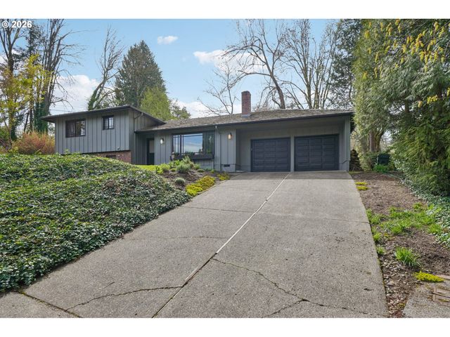 790 BRIERCLIFF Ln, Lake Oswego, OR 97034