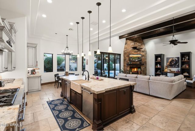 2914 E PORTOLA VALLEY Drive, Gilbert, AZ 85297