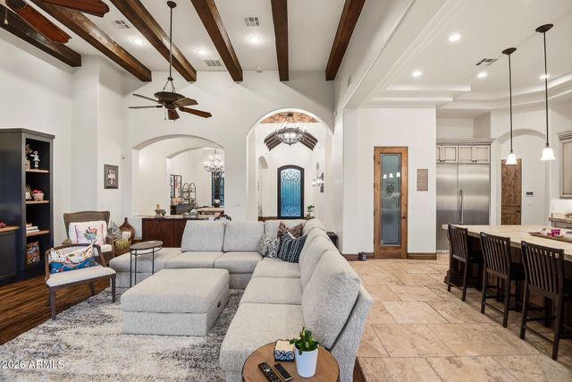 2914 E PORTOLA VALLEY Drive, Gilbert, AZ 85297