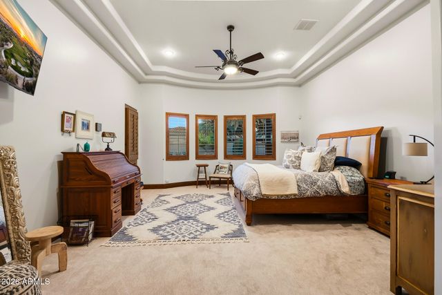 2914 E PORTOLA VALLEY Drive, Gilbert, AZ 85297