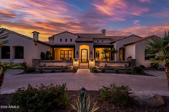 2914 E PORTOLA VALLEY Drive, Gilbert, AZ 85297