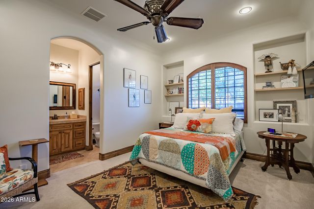 2914 E PORTOLA VALLEY Drive, Gilbert, AZ 85297