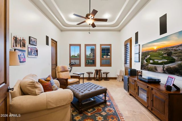 2914 E PORTOLA VALLEY Drive, Gilbert, AZ 85297