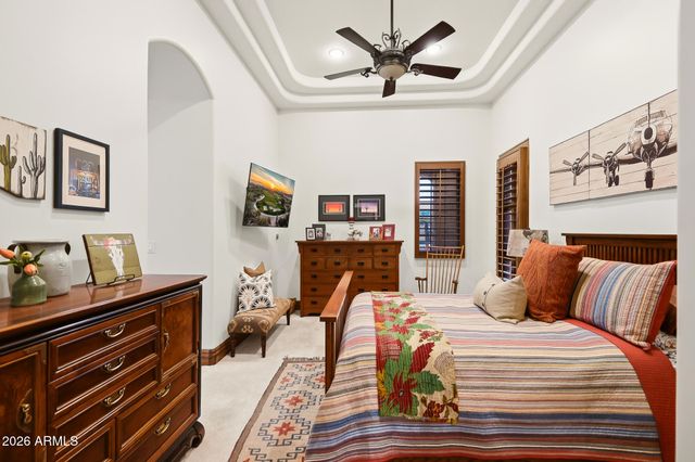 2914 E PORTOLA VALLEY Drive, Gilbert, AZ 85297
