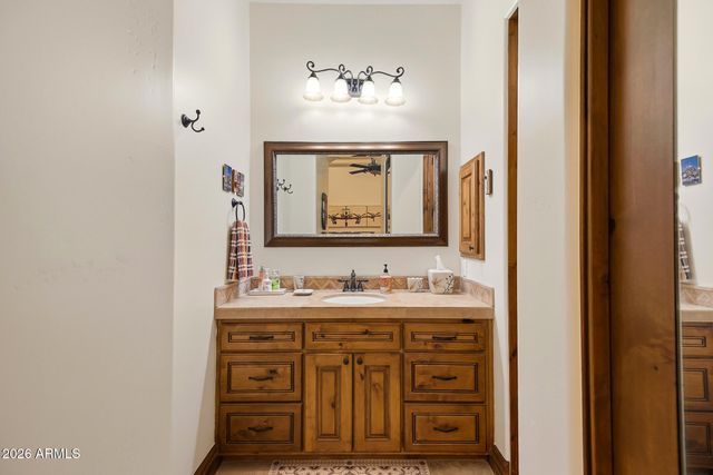 2914 E PORTOLA VALLEY Drive, Gilbert, AZ 85297