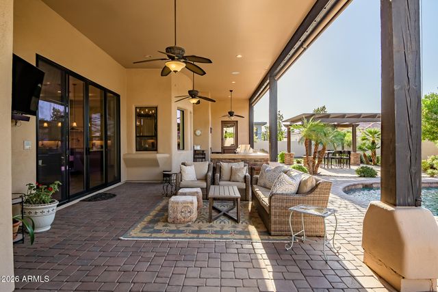 2914 E PORTOLA VALLEY Drive, Gilbert, AZ 85297