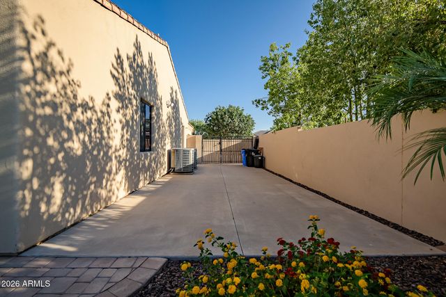 2914 E PORTOLA VALLEY Drive, Gilbert, AZ 85297