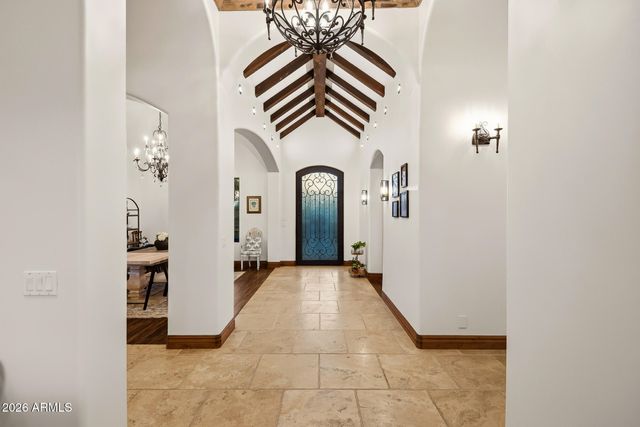 2914 E PORTOLA VALLEY Drive, Gilbert, AZ 85297