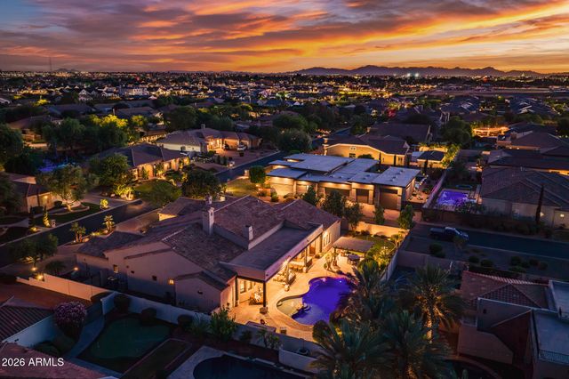 2914 E PORTOLA VALLEY Drive, Gilbert, AZ 85297