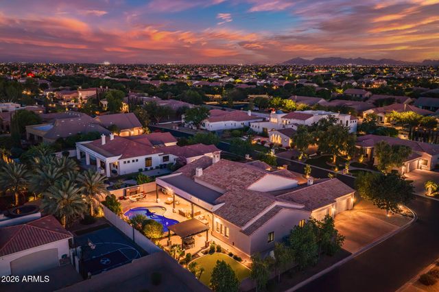 2914 E PORTOLA VALLEY Drive, Gilbert, AZ 85297