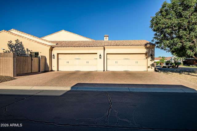 2914 E PORTOLA VALLEY Drive, Gilbert, AZ 85297