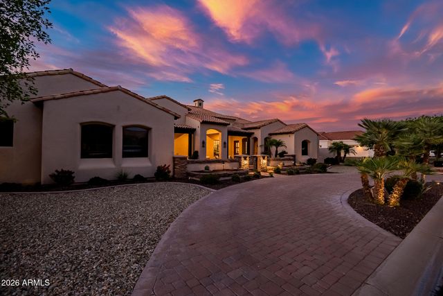 2914 E PORTOLA VALLEY Drive, Gilbert, AZ 85297