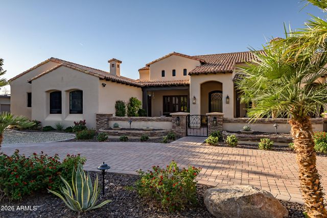 2914 E PORTOLA VALLEY Drive, Gilbert, AZ 85297