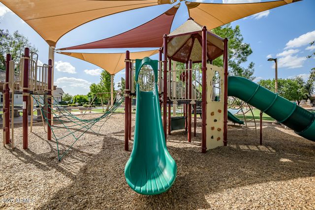 2914 E PORTOLA VALLEY Drive, Gilbert, AZ 85297