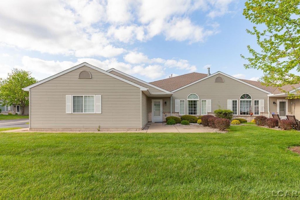 2303 LAKEWOOD Drive, Madison Twp, MI 49221