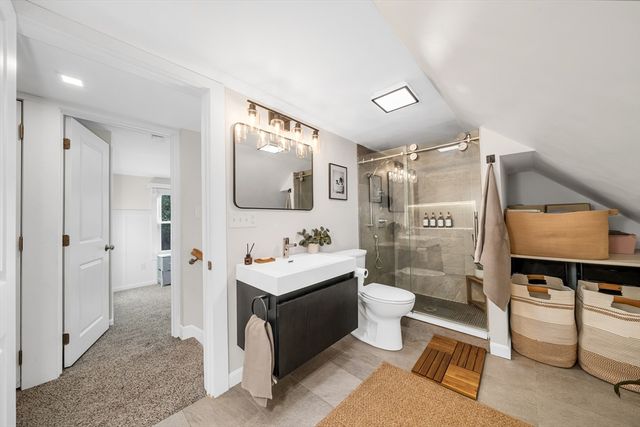 37 Hillcrest Ave, Beverly, MA 01915