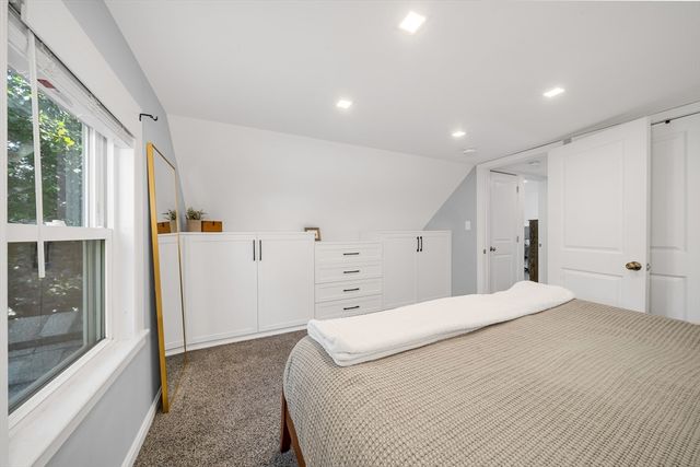 37 Hillcrest Ave, Beverly, MA 01915