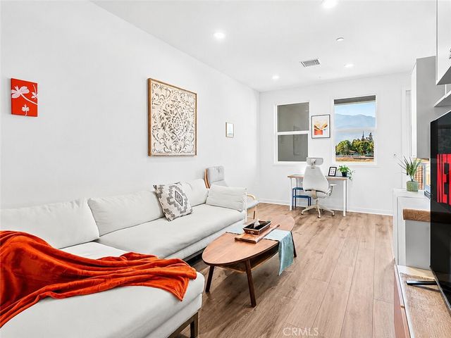 4061 E LUNA PASEO 31, Ontario, CA 91764