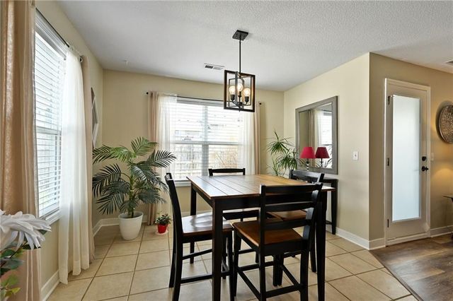 18935 S OAK Street, Belton, MO 64012