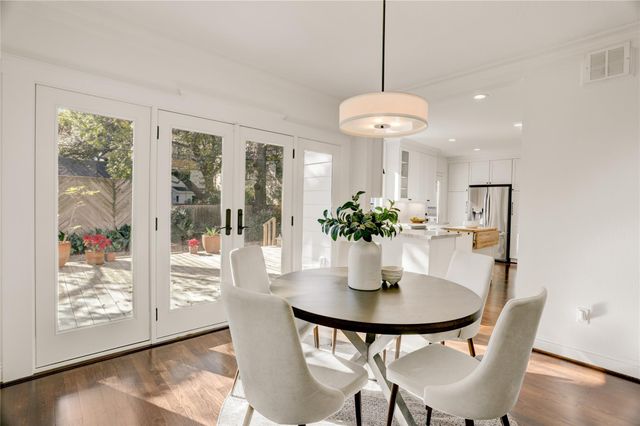 3125 Wroxton Road, Houston, TX 77005